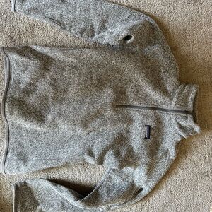 Patagonia women’s sweatshirt